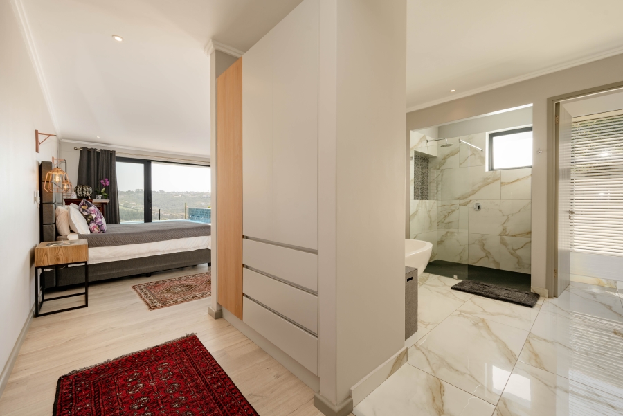 4 Bedroom Property for Sale in Brackenridge Western Cape